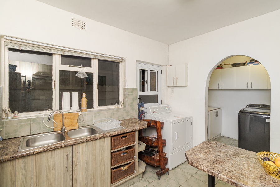 4 Bedroom Property for Sale in Devon Park Western Cape